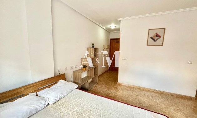 Long Term Rental - Study - Torrevieja - Nueva Torrevieja - Aguas Nuevas