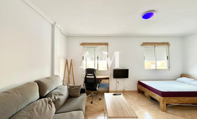 Long Term Rental - Study - Torrevieja - Nueva Torrevieja - Aguas Nuevas