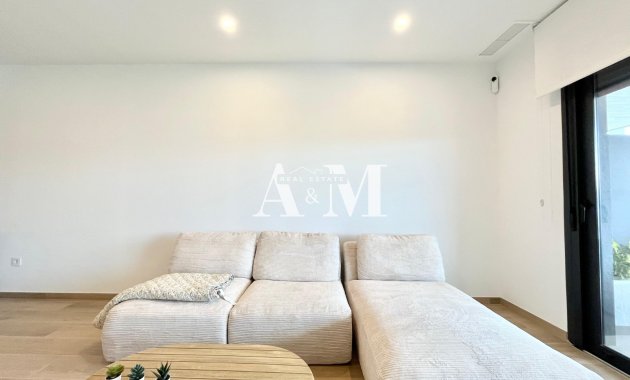 Alquiler a largo plazo - Apartamento / piso - Torrevieja