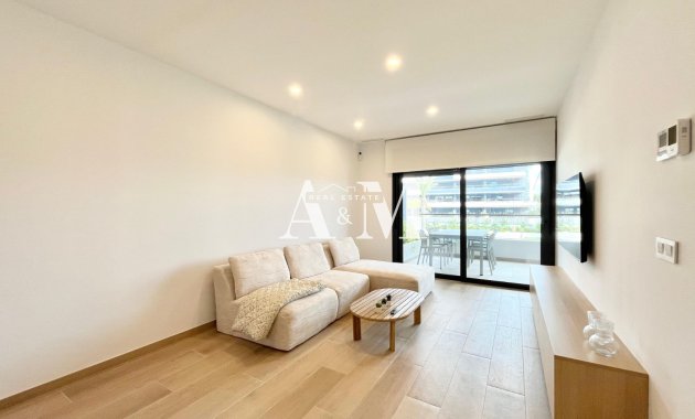 Alquiler a largo plazo - Apartamento / piso - Torrevieja