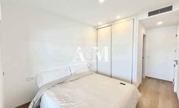 Alquiler a largo plazo - Apartamento / piso - Torrevieja