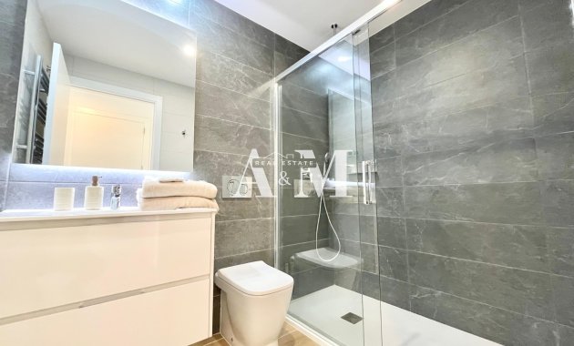 Alquiler a largo plazo - Apartamento / piso - Torrevieja