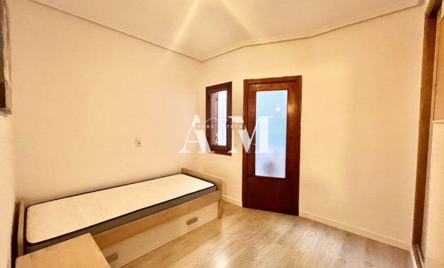 Long Term Rental - Apartment / flat - Torrevieja - Playa de los Locos