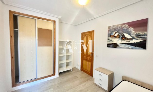 Long Term Rental - Apartment / flat - Torrevieja - Playa de los Locos
