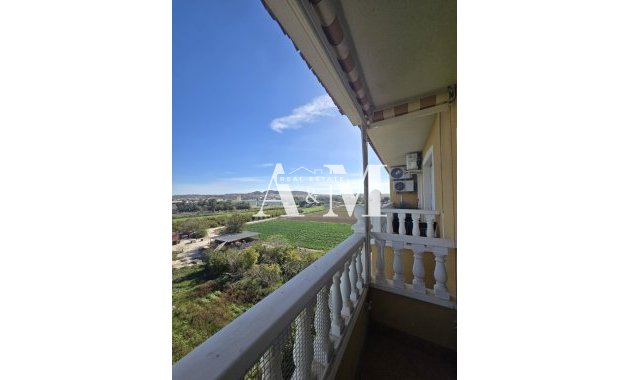 Alquiler a largo plazo - Apartamento / piso - Formentera del Segura