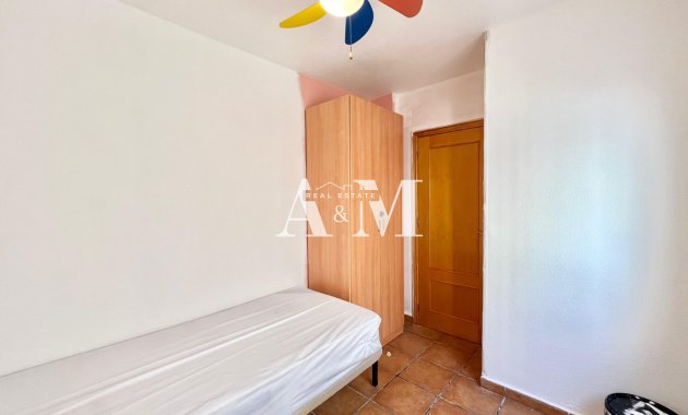 Alquiler a largo plazo - Bungalow - Torrevieja - Nueva Torrevieja - Aguas Nuevas