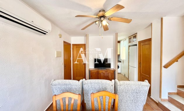 Alquiler a largo plazo - Bungalow - Torrevieja - Nueva Torrevieja - Aguas Nuevas