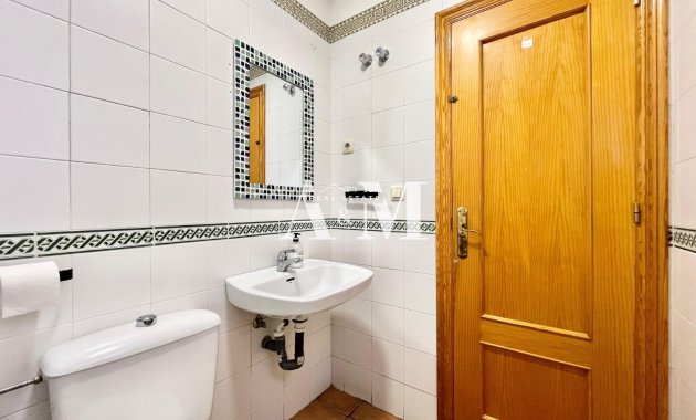 Alquiler a largo plazo - Bungalow - Torrevieja - Nueva Torrevieja - Aguas Nuevas