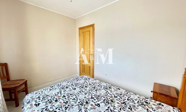 Alquiler a largo plazo - Bungalow - Torrevieja - Nueva Torrevieja - Aguas Nuevas