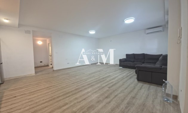 Alquiler a largo plazo - Apartamento / piso - El Altet - Los Limoneros