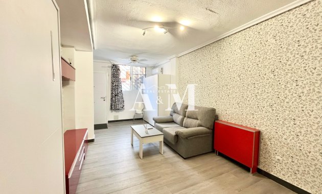 Reventa - Estudio - Torrevieja