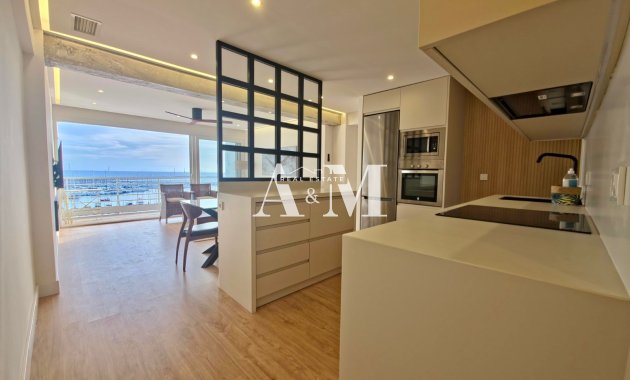 Alquiler a largo plazo - Apartamento / piso - Torrevieja - Centro