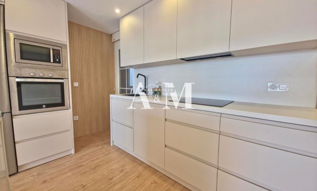 Alquiler a largo plazo - Apartamento / piso - Torrevieja - Centro