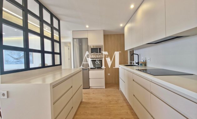 Alquiler a largo plazo - Apartamento / piso - Torrevieja - Centro