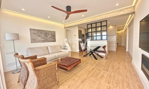 Alquiler a largo plazo - Apartamento / piso - Torrevieja - Centro