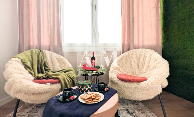 Reventa - Apartamento / piso - Torrevieja - El Acequión - Los Náufragos