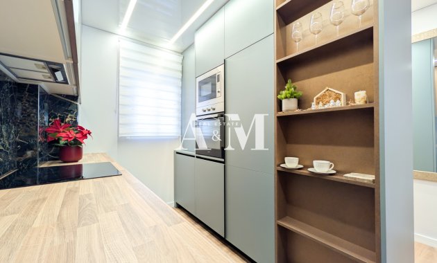 Reventa - Apartamento / piso - Torrevieja - El Acequión - Los Náufragos