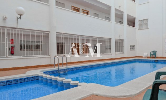 Reventa - Apartamento / piso - Torrevieja - El Acequión - Los Náufragos