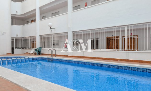 Reventa - Apartamento / piso - Torrevieja - El Acequión - Los Náufragos