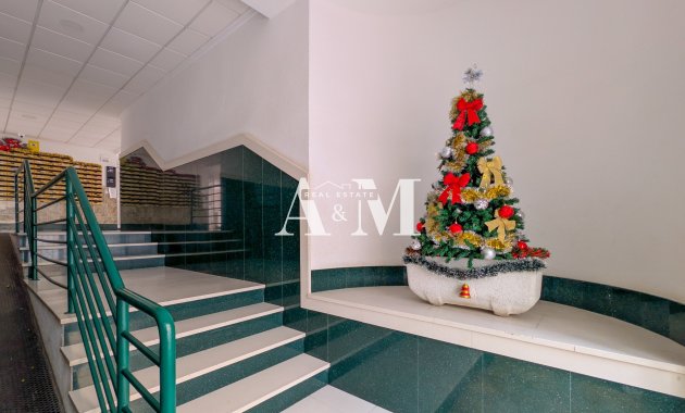 Reventa - Apartamento / piso - Torrevieja - El Acequión - Los Náufragos