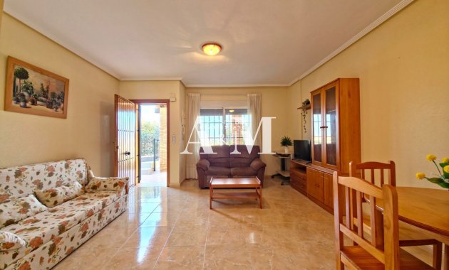 Долгосрочная аренда - Таунхаус - Torrevieja - Nueva Torrevieja - Aguas Nuevas