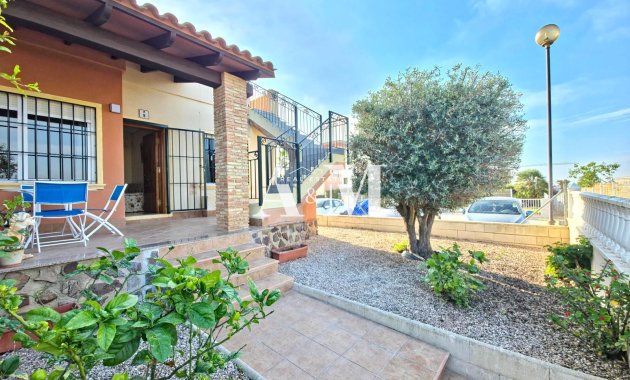 Долгосрочная аренда - Таунхаус - Torrevieja - Nueva Torrevieja - Aguas Nuevas