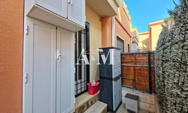 Долгосрочная аренда - Таунхаус - Torrevieja - Nueva Torrevieja - Aguas Nuevas