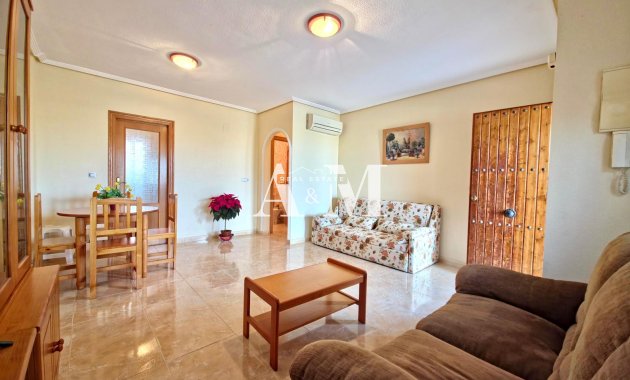 Долгосрочная аренда - Таунхаус - Torrevieja - Nueva Torrevieja - Aguas Nuevas