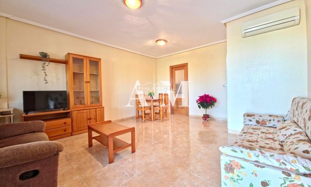 Долгосрочная аренда - Таунхаус - Torrevieja - Nueva Torrevieja - Aguas Nuevas