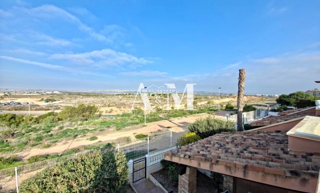 Долгосрочная аренда - Таунхаус - Torrevieja - Nueva Torrevieja - Aguas Nuevas