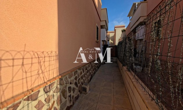 Долгосрочная аренда - Таунхаус - Torrevieja - Nueva Torrevieja - Aguas Nuevas