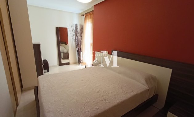 Alquiler a largo plazo - Apartamento / piso - Crevillente