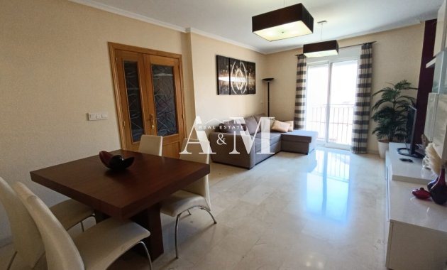 Alquiler a largo plazo - Apartamento / piso - Crevillente