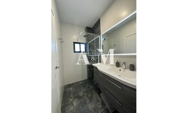 Location à long terme - Appartement - Torrevieja - Nueva Torrevieja - Aguas Nuevas