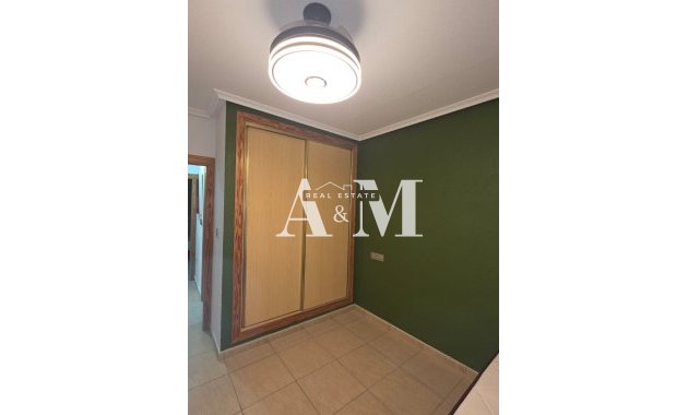 Alquiler a largo plazo - Apartamento / piso - Murcia