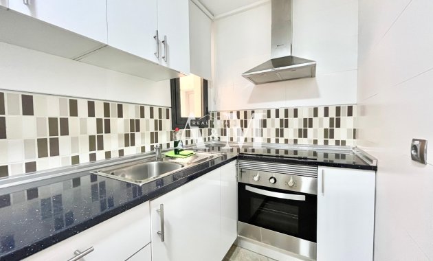 Long Term Rental - Apartment / flat - Torrevieja - Playa de los Locos