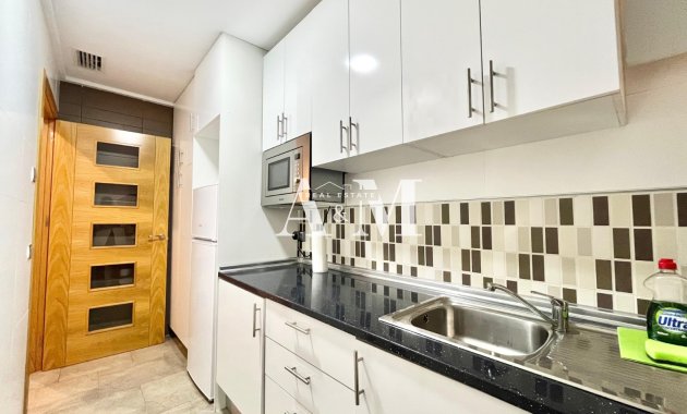 Long Term Rental - Apartment / flat - Torrevieja - Playa de los Locos