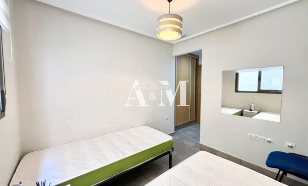 Long Term Rental - Apartment / flat - Torrevieja - Playa de los Locos