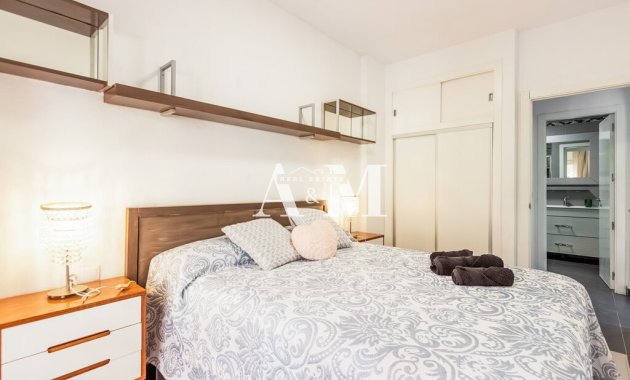 Alquiler a largo plazo - Apartamento / piso - Santa Pola