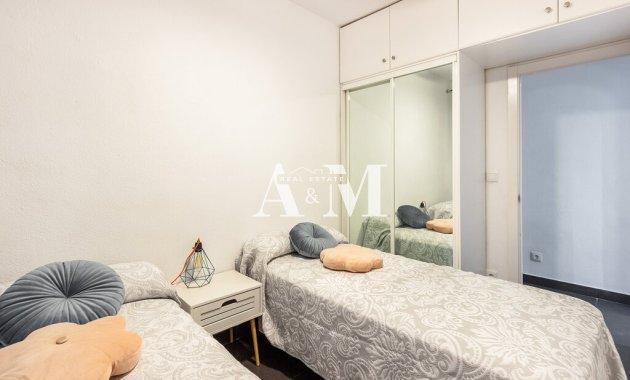 Alquiler a largo plazo - Apartamento / piso - Santa Pola