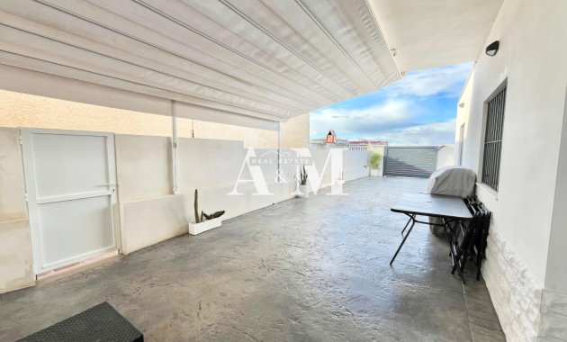 Alquiler a largo plazo - Apartamento / piso - Torrevieja - Nueva Torrevieja - Aguas Nuevas