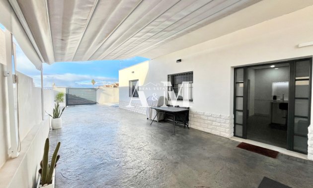 Alquiler a largo plazo - Apartamento / piso - Torrevieja - Nueva Torrevieja - Aguas Nuevas