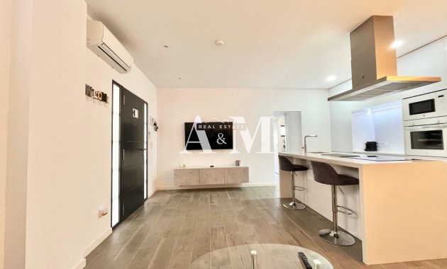 Alquiler a largo plazo - Apartamento / piso - Torrevieja - Nueva Torrevieja - Aguas Nuevas