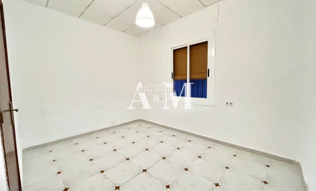 Alquiler a corto plazo - Apartamento / piso - Dolores