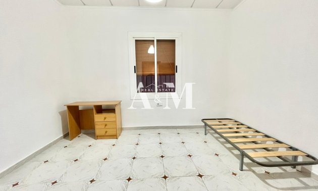 Alquiler a corto plazo - Apartamento / piso - Dolores