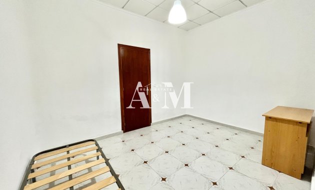 Alquiler a corto plazo - Apartamento / piso - Dolores