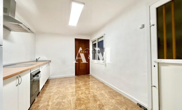Alquiler a corto plazo - Apartamento / piso - Dolores