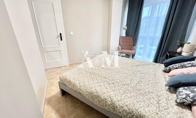 Alquiler a largo plazo - Apartamento / piso - Torrevieja