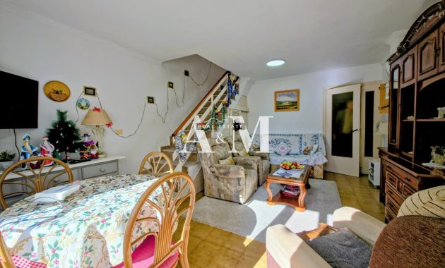 Alquiler a largo plazo - Adosado - Torrevieja - Nueva Torrevieja - Aguas Nuevas