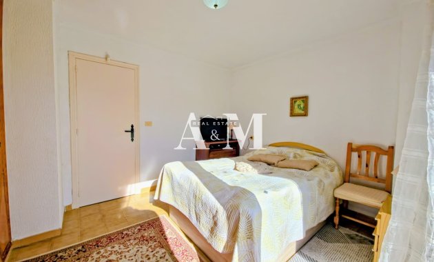 Alquiler a largo plazo - Adosado - Torrevieja - Nueva Torrevieja - Aguas Nuevas